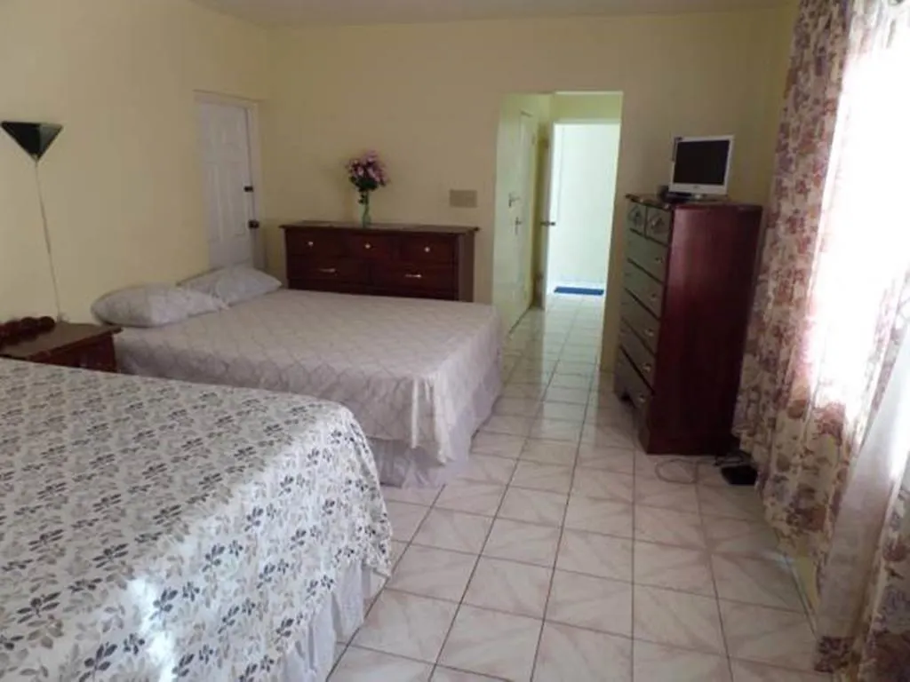 Villa Donna Inn 2*, Montego Bay Jamaica